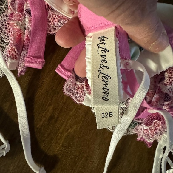 NWOT FOR LOVE & LEMONS 32B UNDERWIRE BRA FLORAL SATIN - Picture 6 of 6